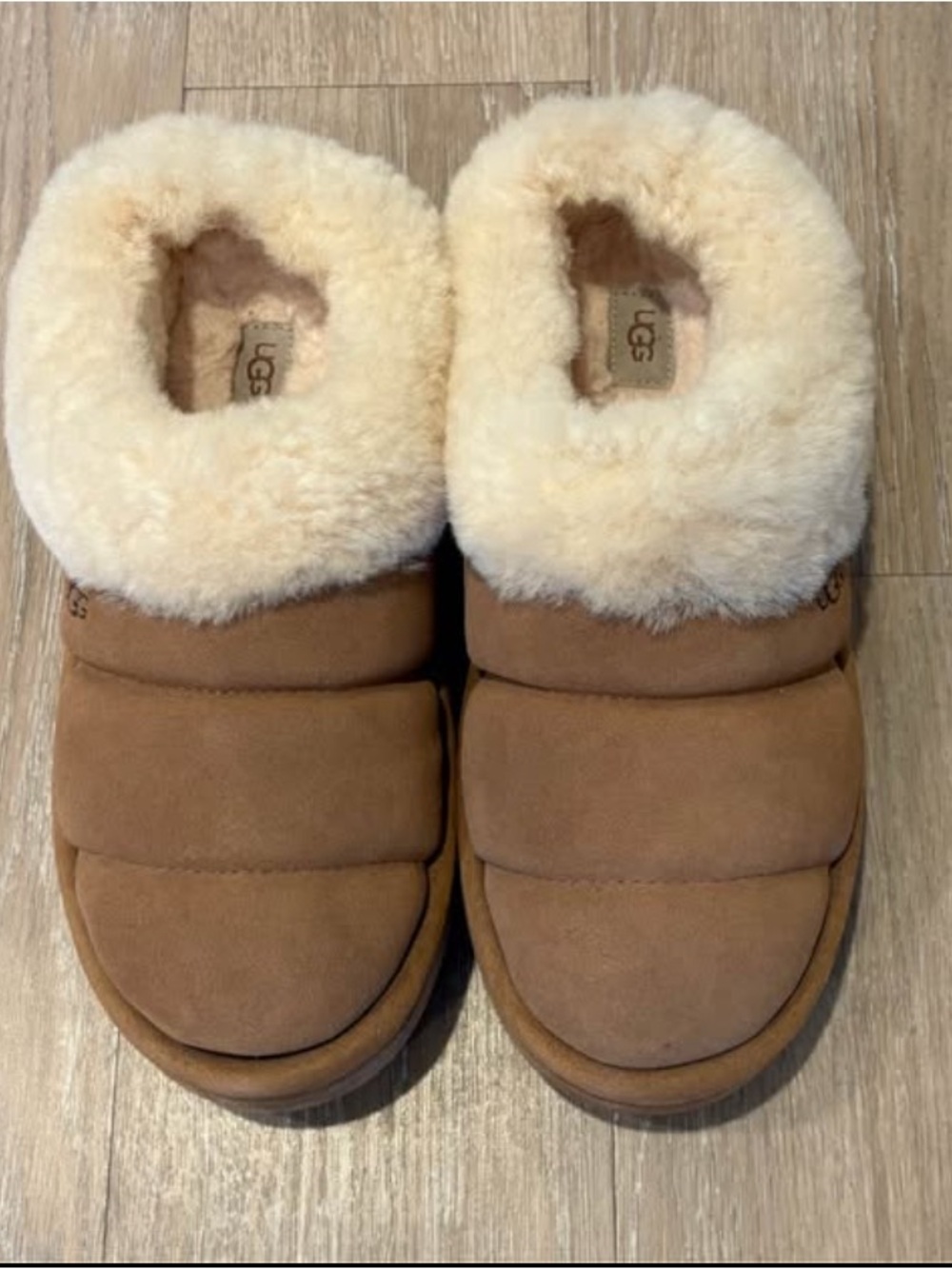 UGG womens Chestnut Slip-On Sheepskin Lined Slippers with Cream Fur Collar